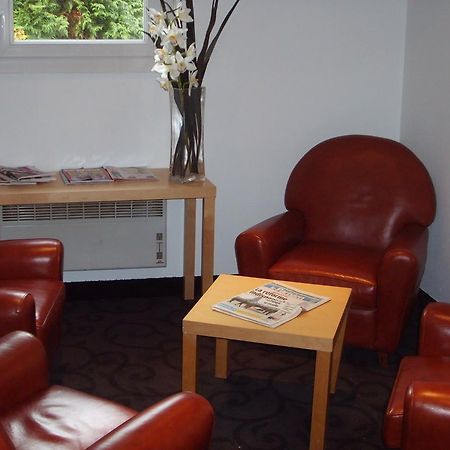 Brit Hotel - Montsoult La Croix Verte Baillet-en-France Екстериор снимка