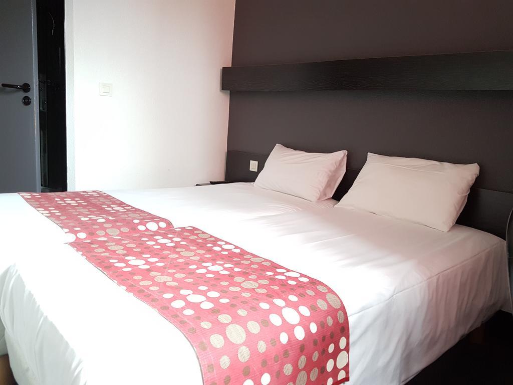 Brit Hotel - Montsoult La Croix Verte Baillet-en-France Екстериор снимка